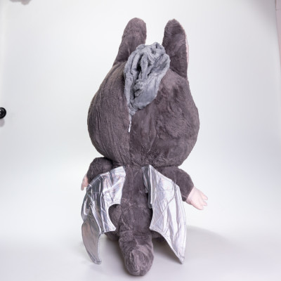 Подушка-игрушка LABUBU Grey Dragon с пледом 100*180 см Подушка-игрушка LABUBU Grey Dragon с пледом 100*180 см