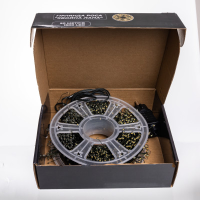 Гірлянда-нитка Роса Хвойна лапа 1500 LED 50 метрів зелена, жовтий Гірлянда-нитка Роса Хвойна лапа 1500 LED 50 метрів зелена, жовтий