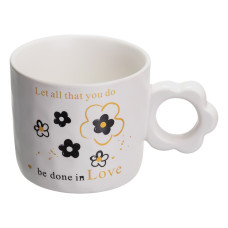 Чашка фарфоровая Be done in Love 250 мл