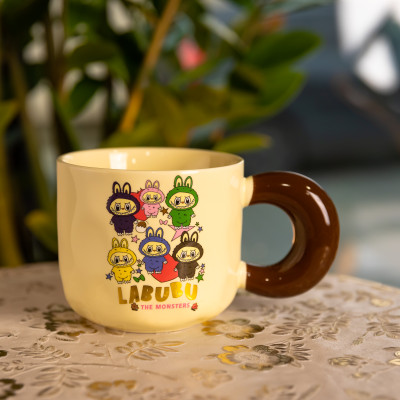 Кружка фарфоровая LABUBU Sweet Memories 400 мл, бежевый Кружка фарфоровая LABUBU Sweet Memories 400 мл, бежевый