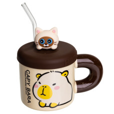 Чашка фарфоровая Капибара отдыхает 400 мл с крышкой и трубочкой