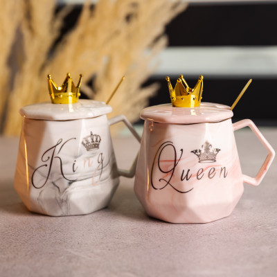 Парні чашки порцелянові King & Queen 400 мл з ложками Парні чашки порцелянові King & Queen 400 мл з ложками