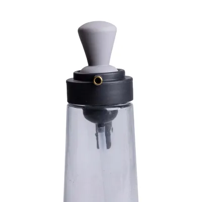 Бутылка для масла стеклянная 2 в 1 с пробкой и силиконовой кисточкой 550 мл, серый Бутылка для масла стеклянная 2 в 1 с пробкой и силиконовой кисточкой 550 мл, серый