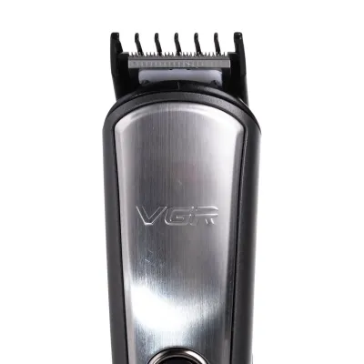 Набір для стрижки волосся 5 в 1 VGR V-105 акумуляторний, чорний Набір для стрижки волосся 5 в 1 VGR V-105 акумуляторний, чорний
