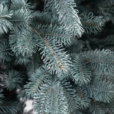 Искусственная елка литая Говерла 1,8 метра изумруд