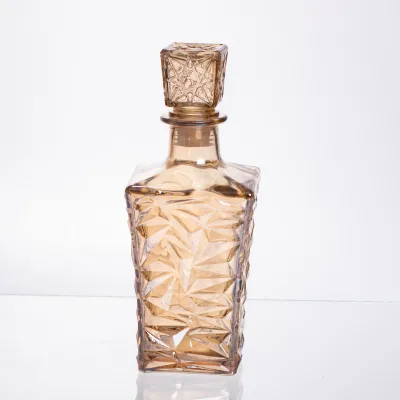 Набор для напитков графин и 6 стаканов для напитков из толстого стекла, коричневый Набор для напитков графин и 6 стаканов для напитков из толстого стекла, коричневый