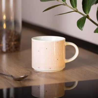 Чашка порцелянова 350 мл, рожевий Чашка порцелянова 350 мл, рожевий