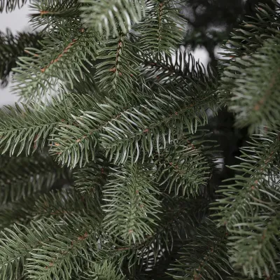 Искусственная елка литая Карпатская 2,3 м зеленая V18 Искусственная елка литая Карпатская 2,3 м зеленая V18