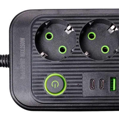Сетевой фильтр-удлинитель LUXE 3 розетки 6 USB 4,75 метра, черный