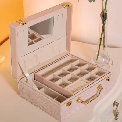 Кейс-органайзер для украшений с накидными замками 24х18,5х8,5 см, розовый Кейс-органайзер для украшений с накидными замками 24х18,5х8,5 см, розовый