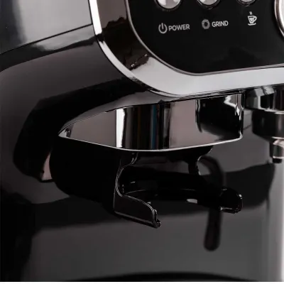 Кофемашина рожковая Sokany SK-6866 с капучинатором и кофемолкой 2 л, черный Кофемашина рожковая Sokany SK-6866 с капучинатором и кофемолкой 2 л, черный