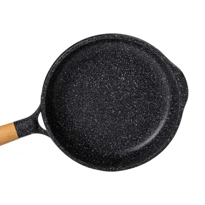 Сковорода универсальная MGC алюминиевая 24 см с антипригарным покрытием, черный Сковорода универсальная MGC алюминиевая 24 см с антипригарным покрытием, черный