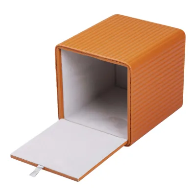 Салфетница из экокожи 13х13х14,7 см, коричневый