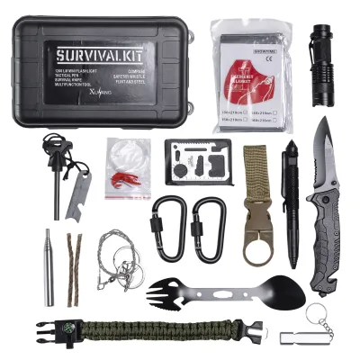 Туристический набор для выживания 16 в 1 в пластиковом кейсе