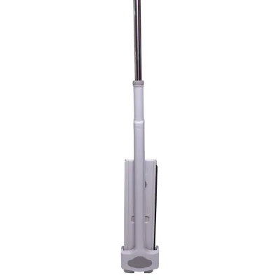 Швабра для мытья полов с насадкой из микрофибры