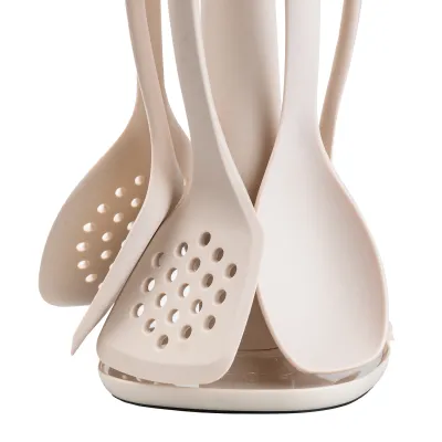 Набор кухонных принадлежностей на подставке 6 штук, бежевый Набор кухонных принадлежностей на подставке 6 штук, бежевый